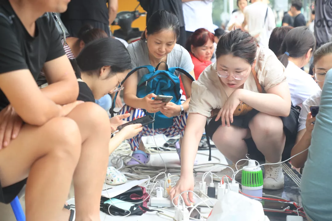 2888一晚，郑州发国难财的酒店，原来不止一家