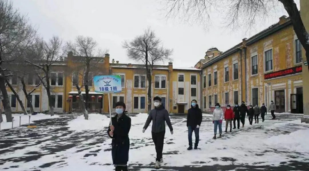 复学后学生在学校如何度过？哈工大附中进行疫情防控工作实战演习