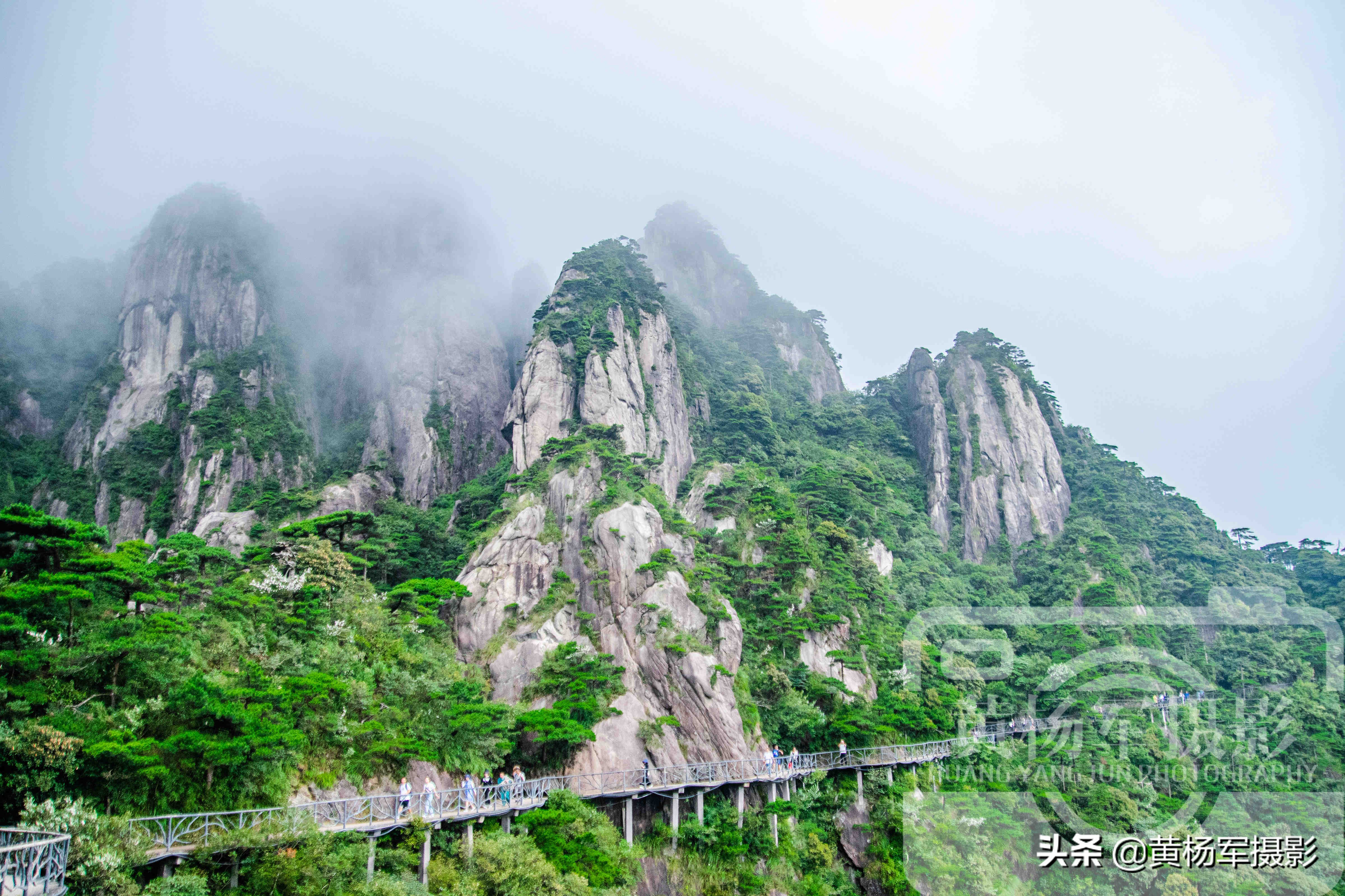 江西旅游资源最丰富的城市，有最秀美的名山，生态之都很适合旅居