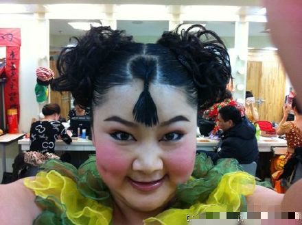 赵本山徒弟胖丫获刑3年：减肥后“发展”同事卖减肥药 多人服用休克昏厥