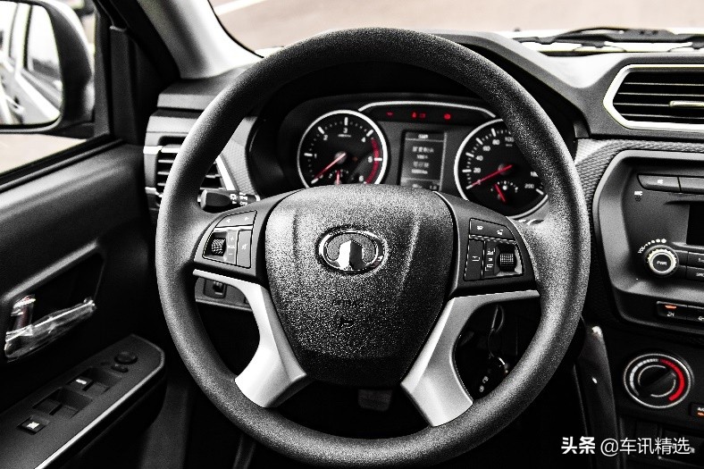 8.48万起，长城风骏5柴油国六版，2.0T动力油耗低至7.6L