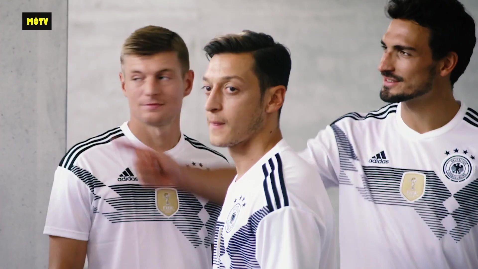 德国男足国家队主客场球衣风格