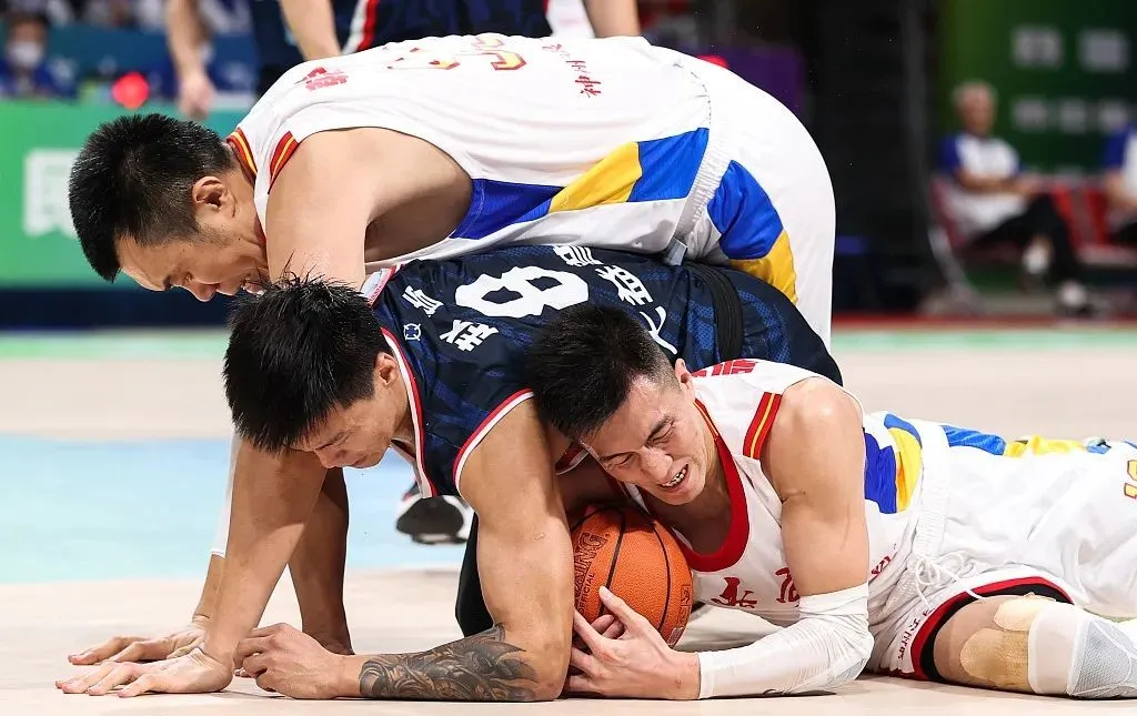 全运会男篮决赛辽宁（全运会男篮决赛辽粤再相逢 郭艾伦独取33分率辽宁复仇成功）