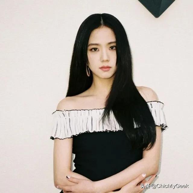 世界杯韩国女团足球宝贝(韩国足球金童孙兴慜爆与BLACKPINK Jisoo热恋！前女友皆是女团成员)