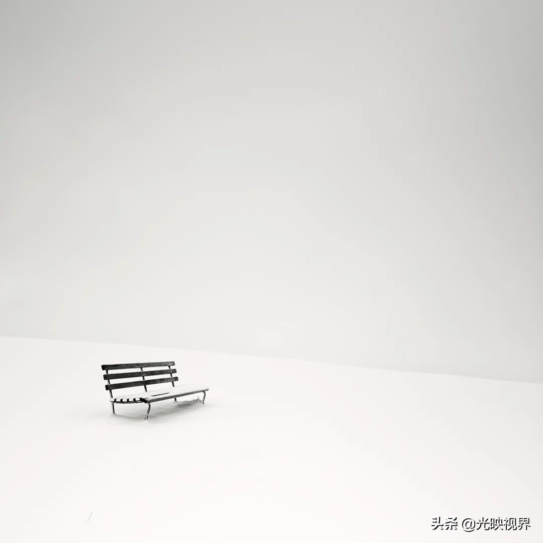 静谧的孤独-黑白极简主义摄影奖作品