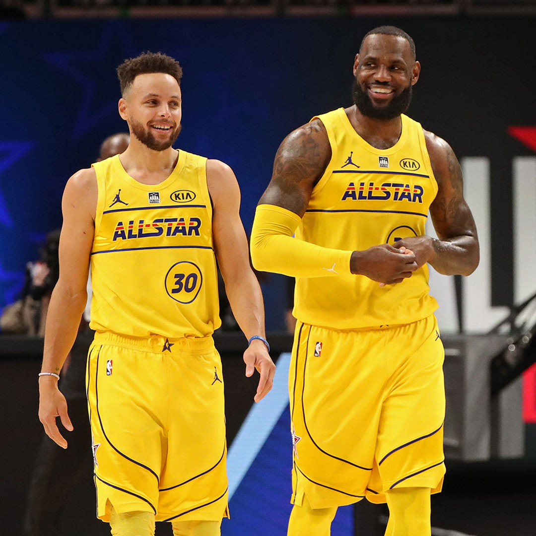 Nba歷史最佳陣容（為什么庫里選出的歷史最佳陣容里，沒有詹姆斯也沒有科比？）