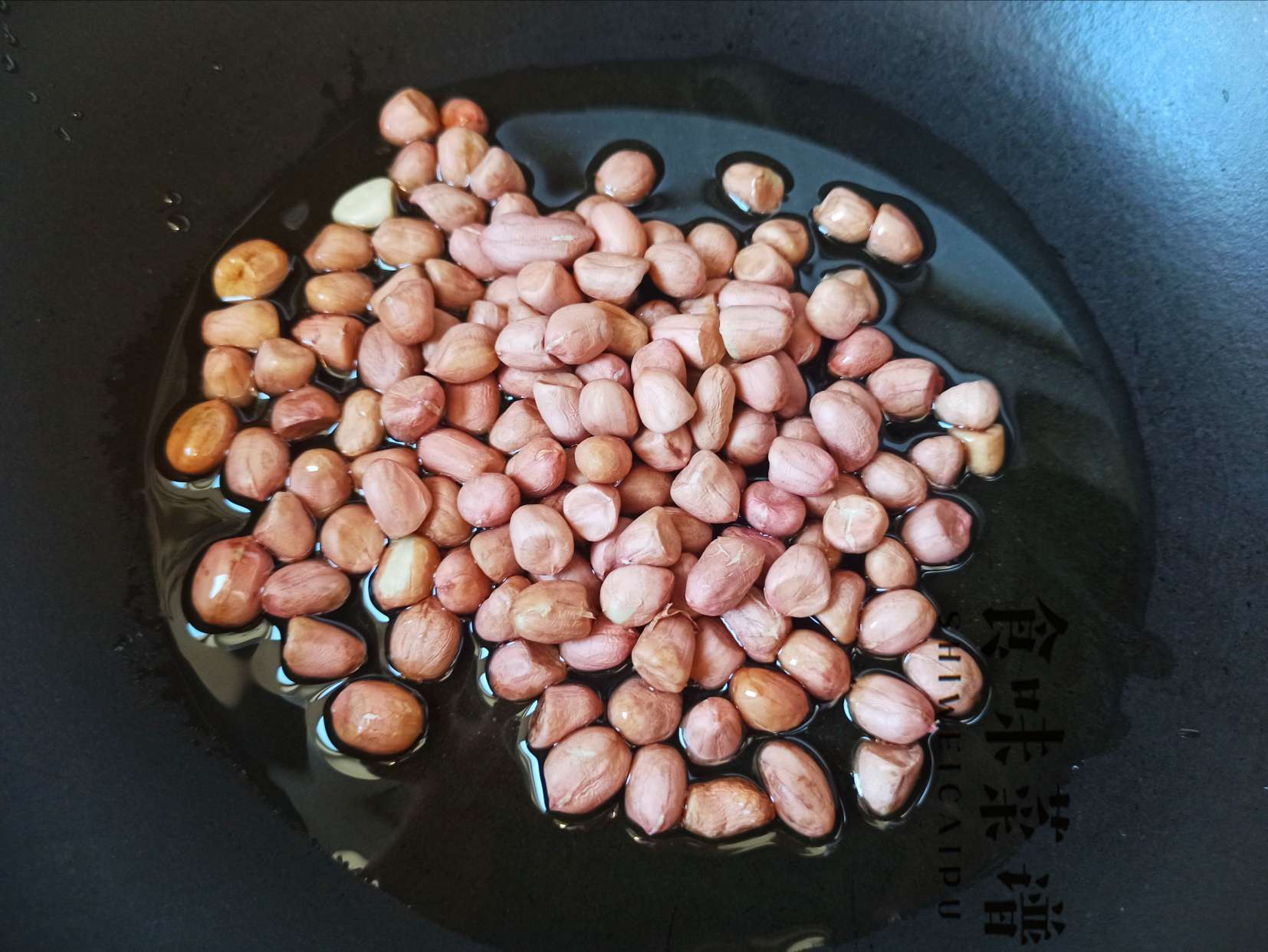 菠菜花生米凉拌怎么做（厨师长秘制美味凉拌菜做法分享）