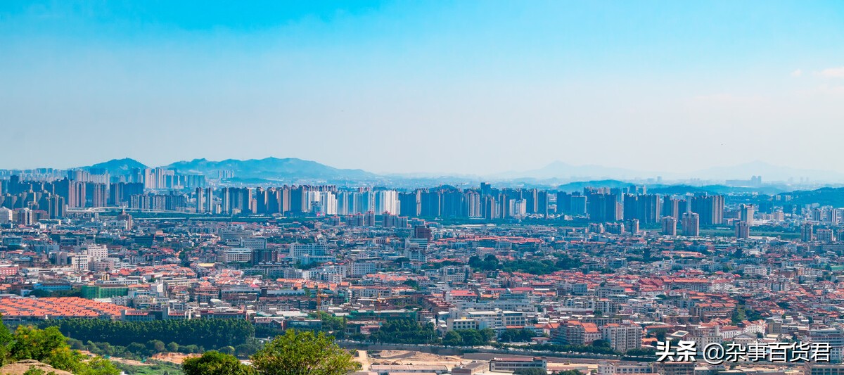 佛山和泉州最新的经济数据情况，佛山总量大，泉州人均高