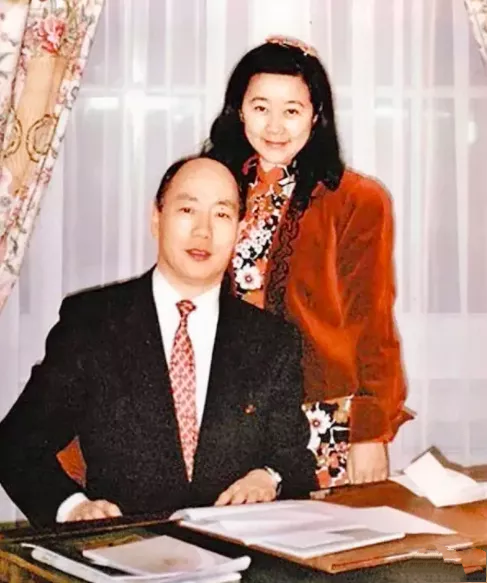 2007年，无儿无女的亚洲女首富离世，她留下的百亿遗产给了谁？