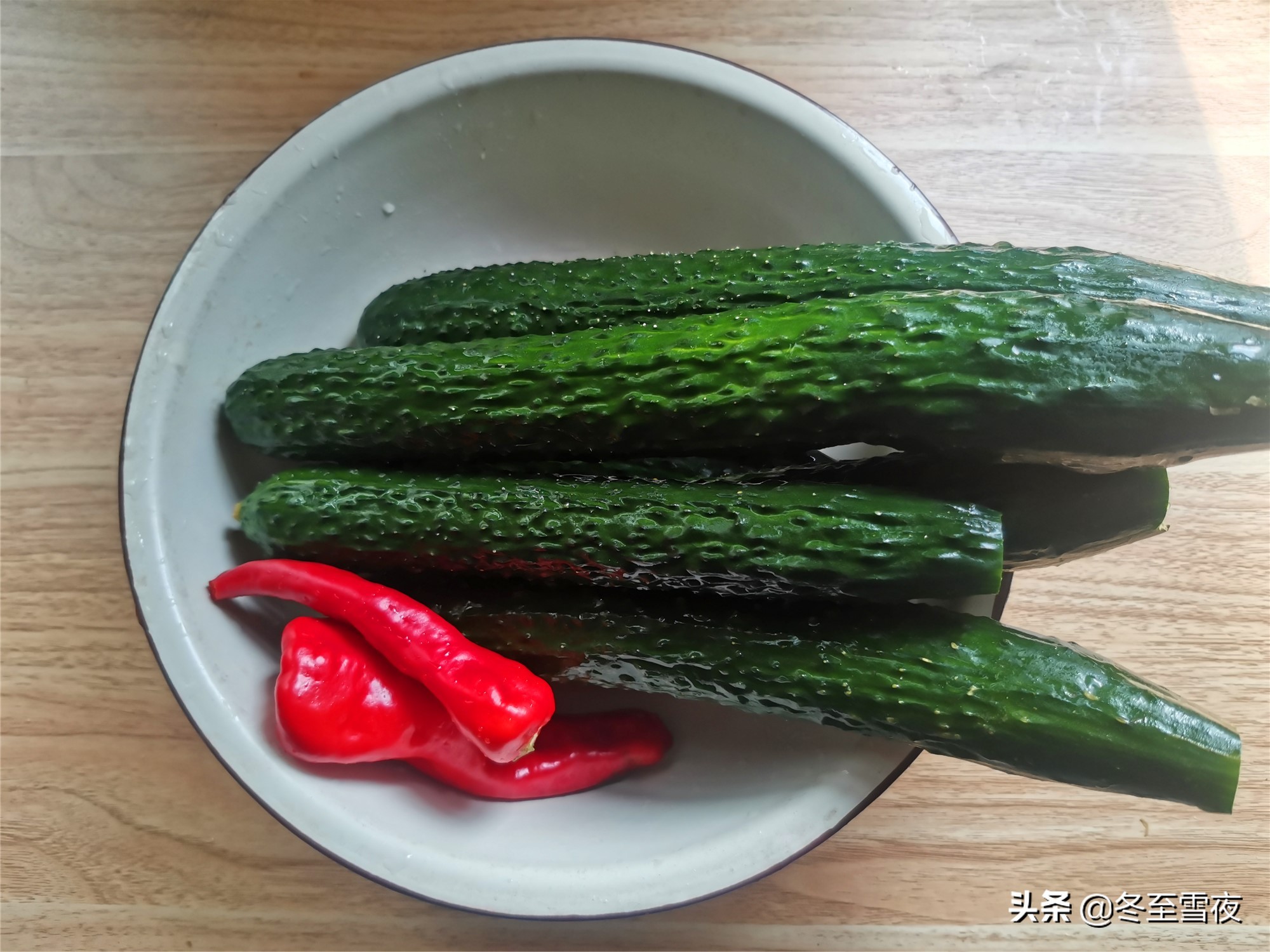 腌黃瓜咸菜的做法,腌黃瓜咸菜的做法配方10斤黃瓜