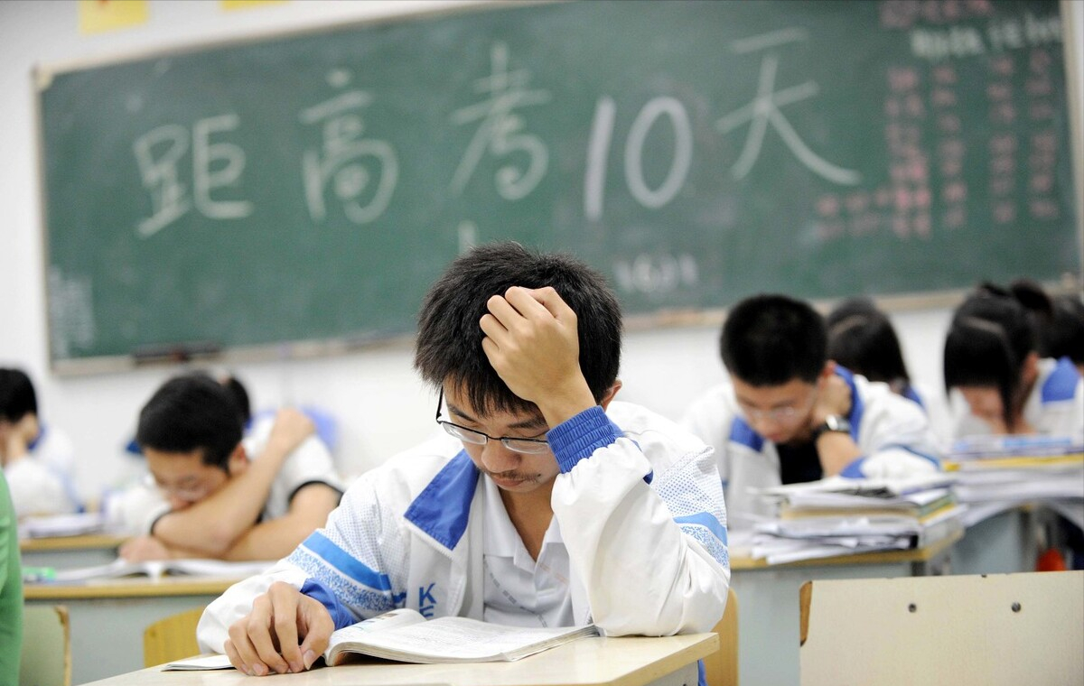 全国重点高中排名出炉，衡水中学仅排第2，榜首当之无愧