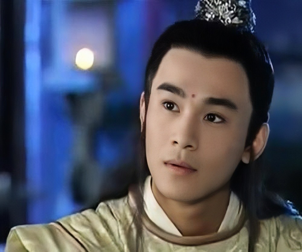 乔振宇美人尖冲上热搜:25年神颜未变,他究竟有多大魅力?