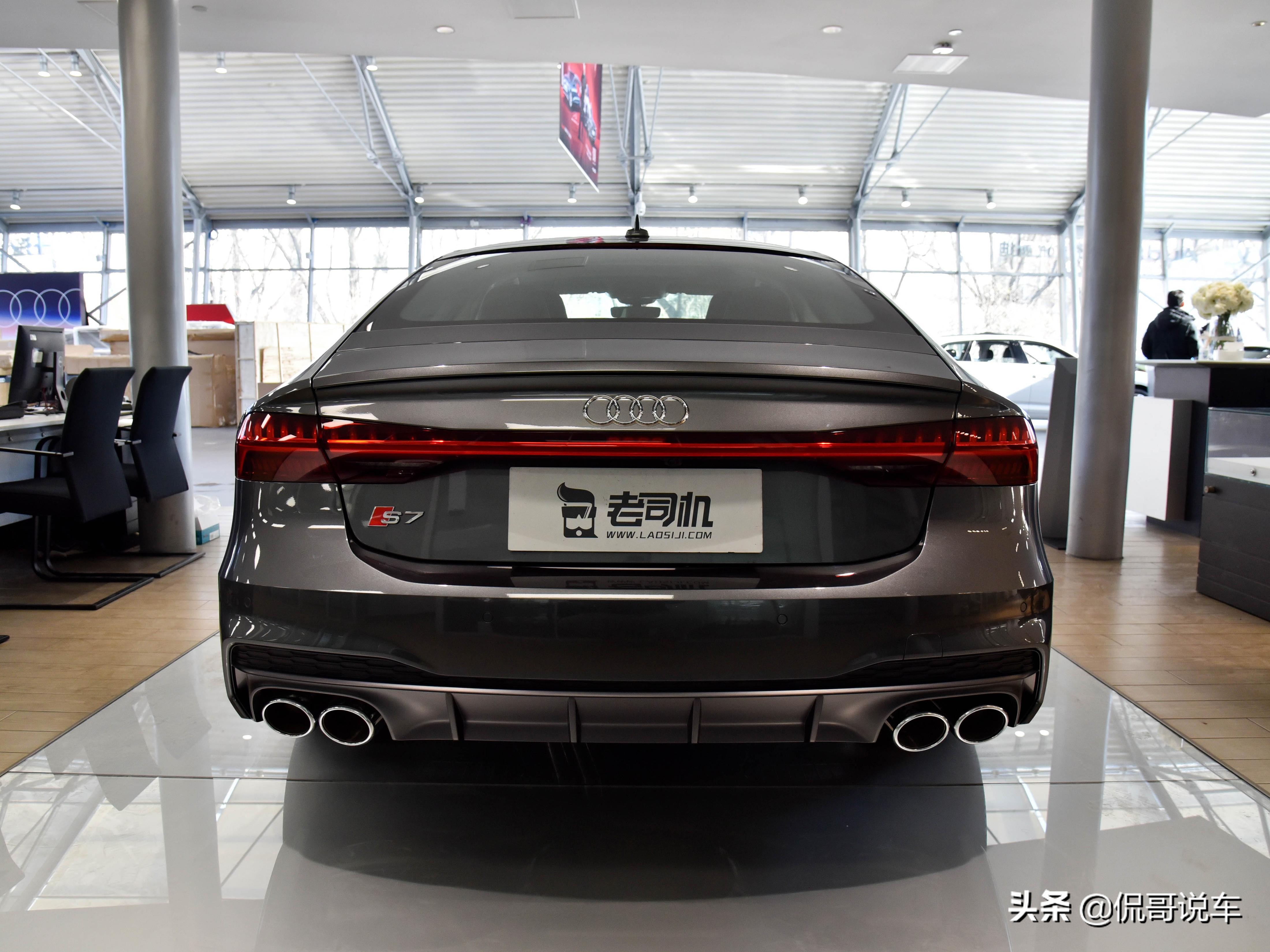 V6双涡轮，奥迪强悍四驱，高端进口的高性能轿车，实拍奥迪S7