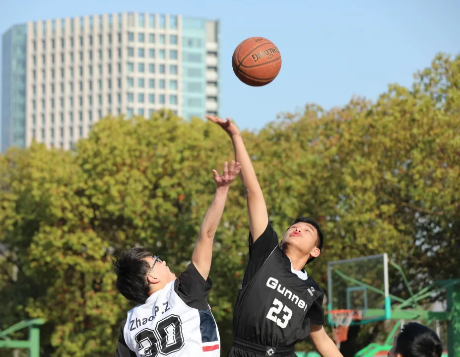 南京宇通实验学校在2021年南京市冬锻项目竞赛中荣获佳绩