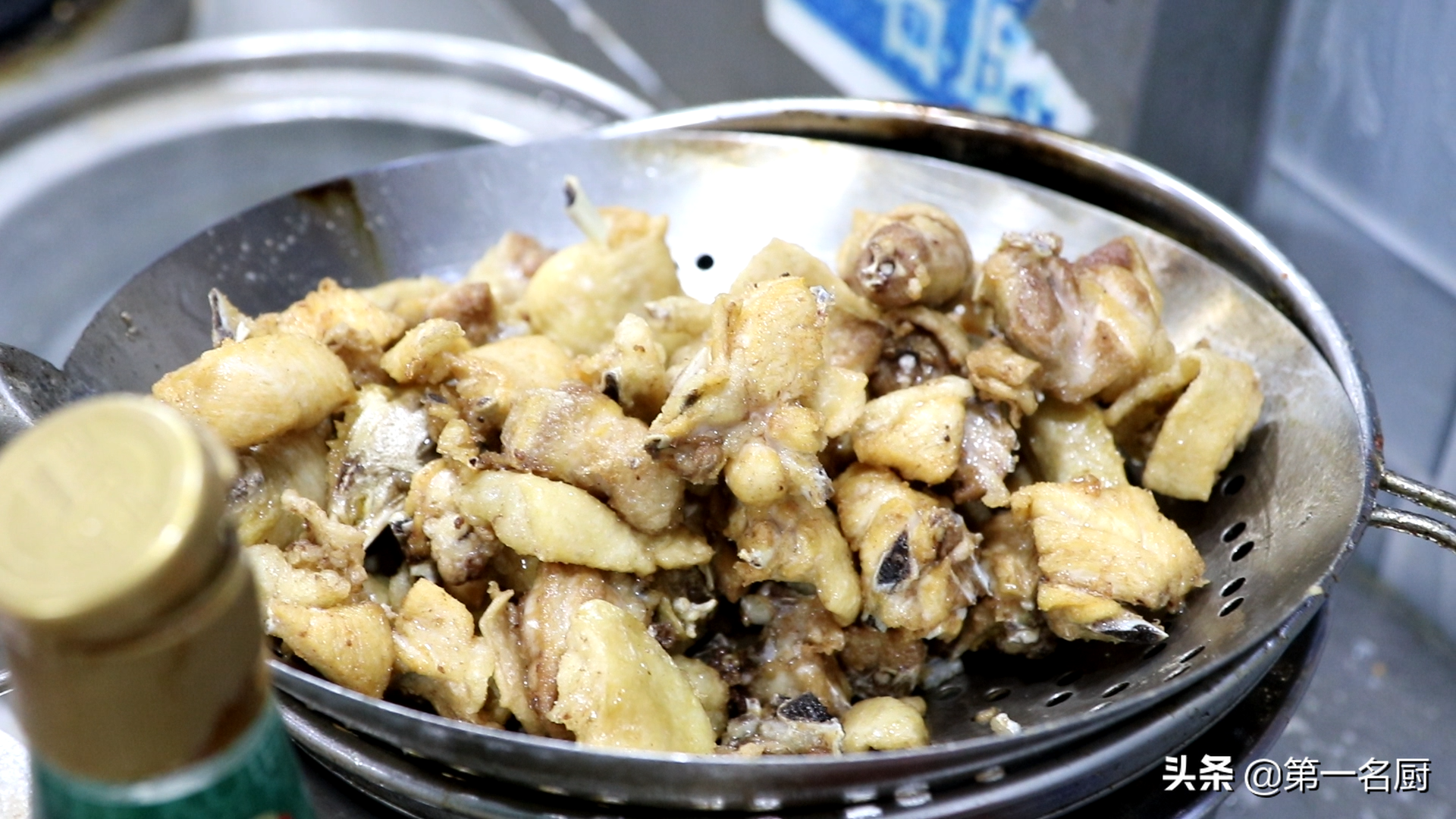 麻辣干锅鸡（分享麻辣干锅鸡家常做法肉质软烂）