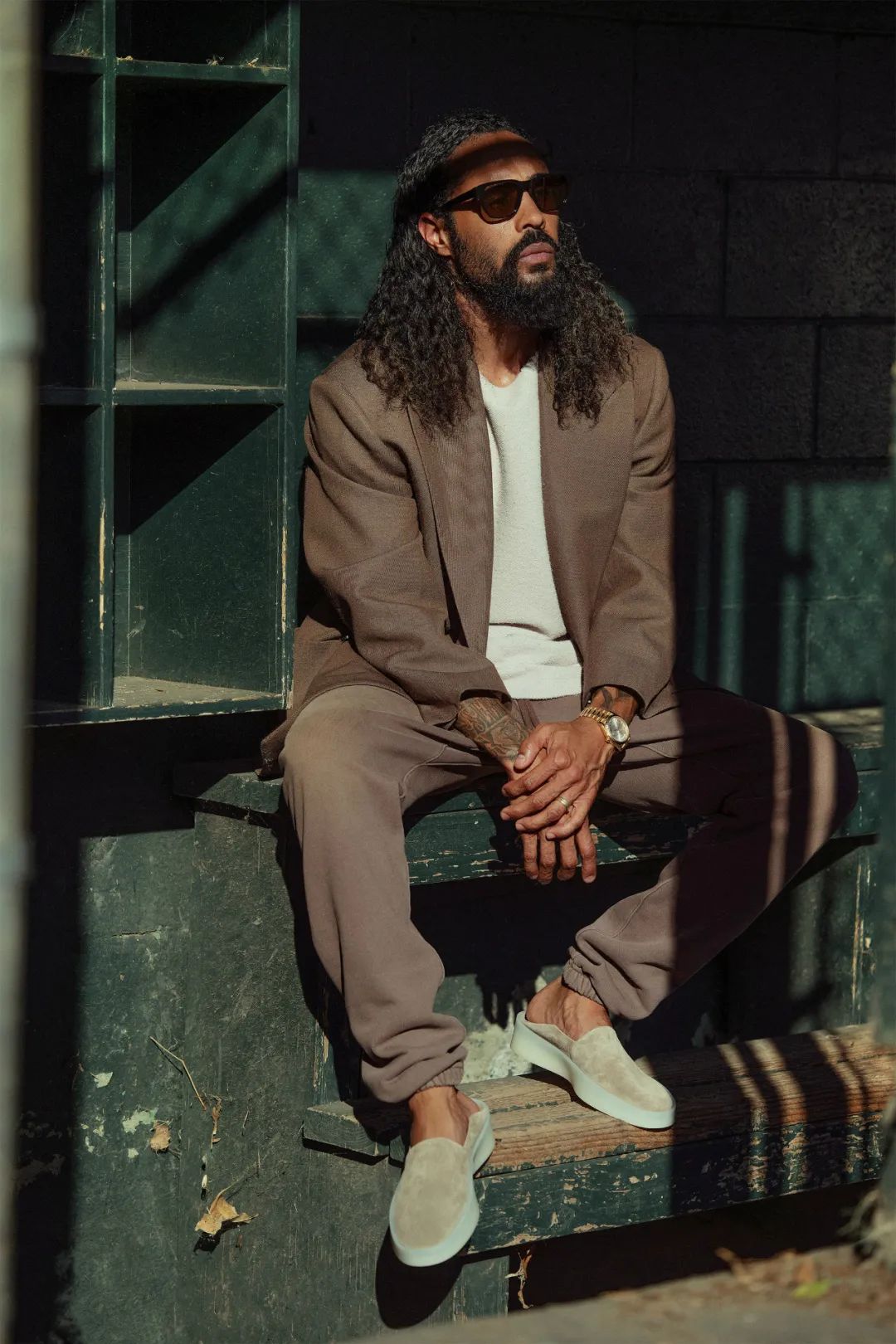 从 jerry lorenzo 的穿搭,来看 fear of god 的精髓
