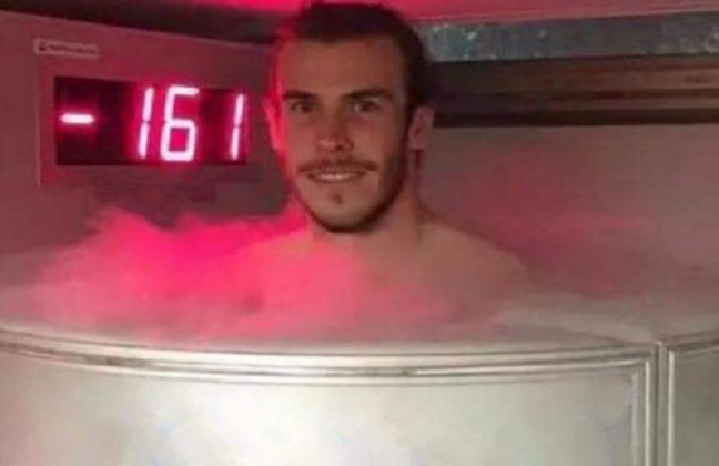 足球运动员零下100度(为什么比赛结束后，球员都要进急冻箱，里面的液氮可是零下100度)