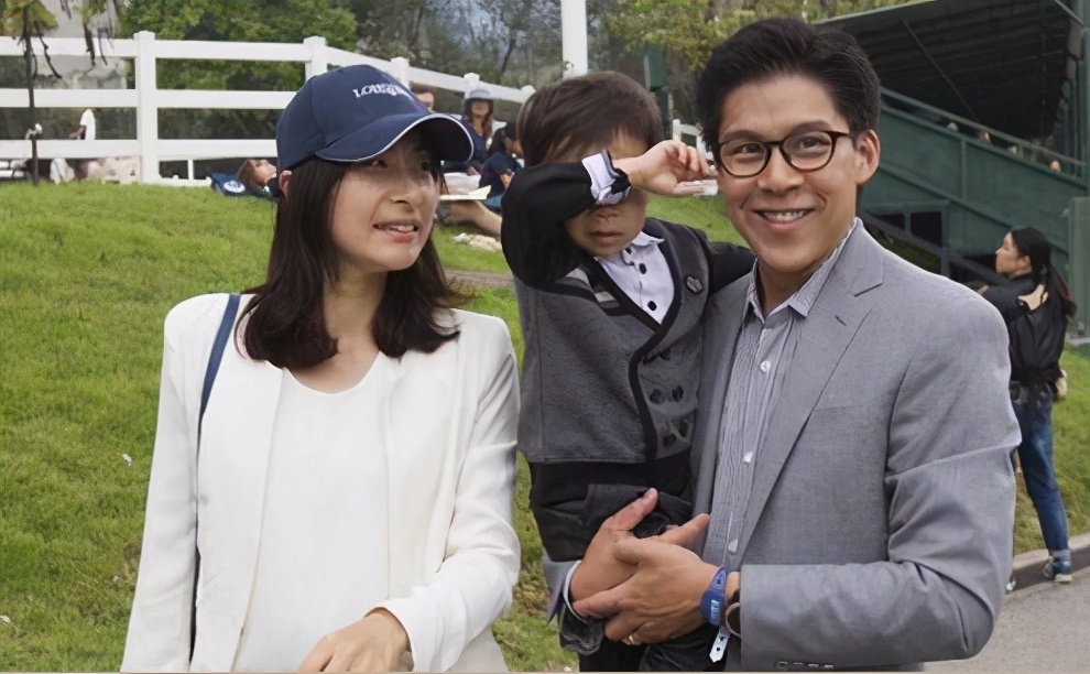 郭晶晶拿了几个奥运会冠军（“跳水皇后”郭晶晶，4次夺奥运金牌，退役后每月退休金是多少？）