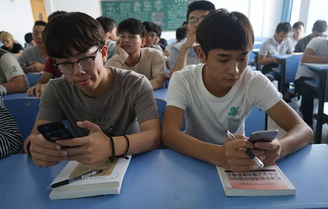 200分和400分的专科有啥不同，报到时就看出差距，可别选错了