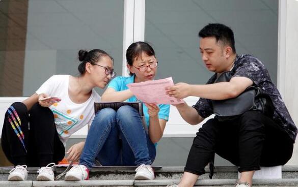 “挂羊头卖狗肉”的3所院校，明明是专科，却因为名字被当成本科