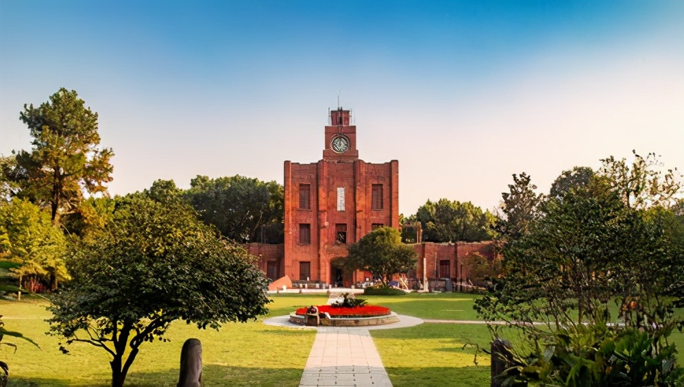 杭州该所大学，具有多门A类学科，国内知名，学生却感就业苦难