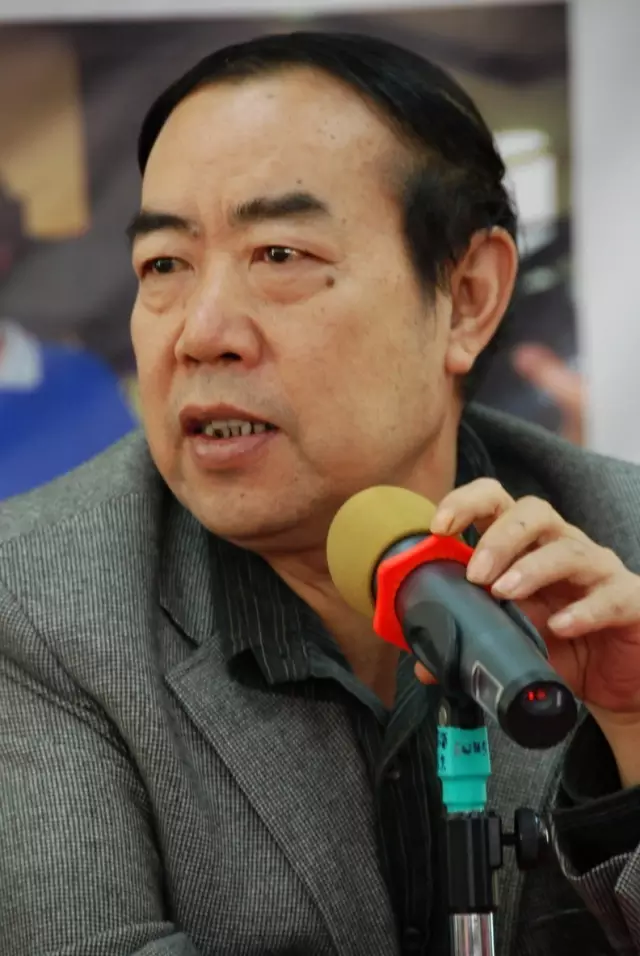 贾平凹，商州走出的“鬼才”副主席