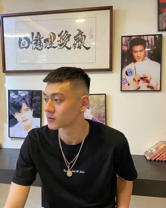 7位香港“风月女星”结局：邱淑贞做豪门阔太，而有人却跳楼自尽