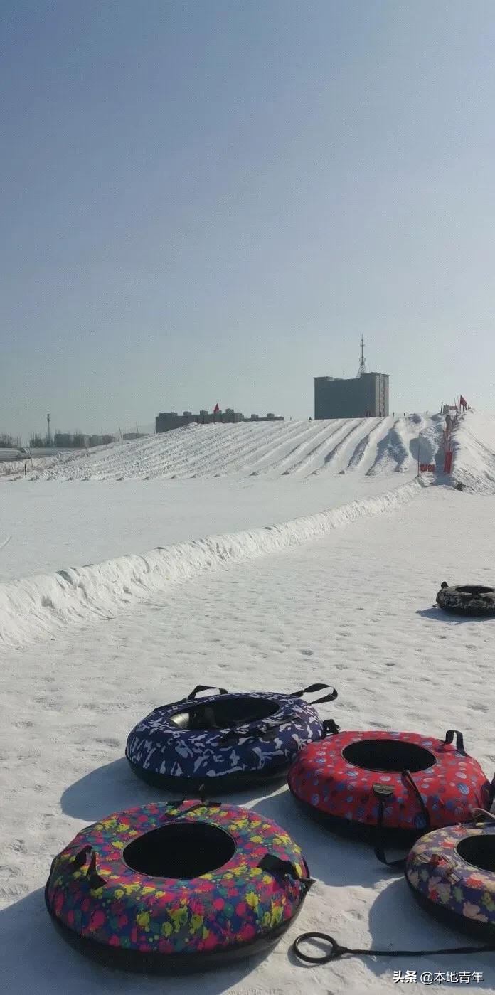 呼市滑雪场在哪(盘点呼和浩特市区的滑雪场，你去过哪个？)