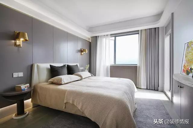 240㎡复式公寓楼，只用灰色系打造雅致空间