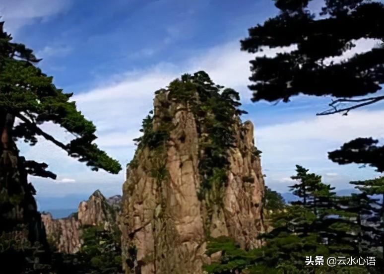 伟人登山望远，这首七律气势雄浑，更充满了豪情壮志