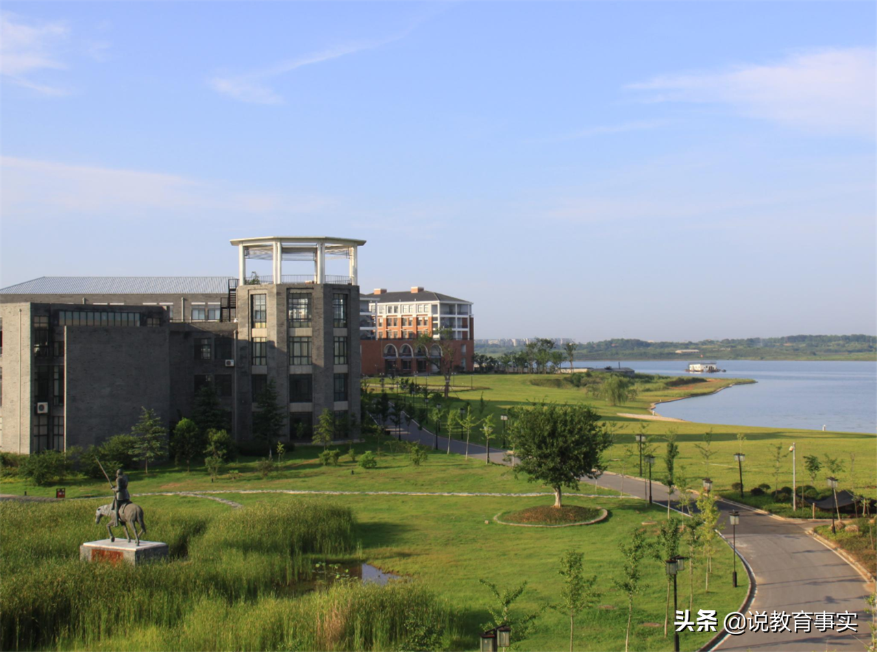 湖北迎来2所211大学办学，总占地面积2000多亩，投资60多亿