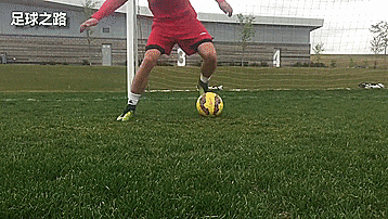 足球运动员训练计划（29个足球步法训练以及训练计划）