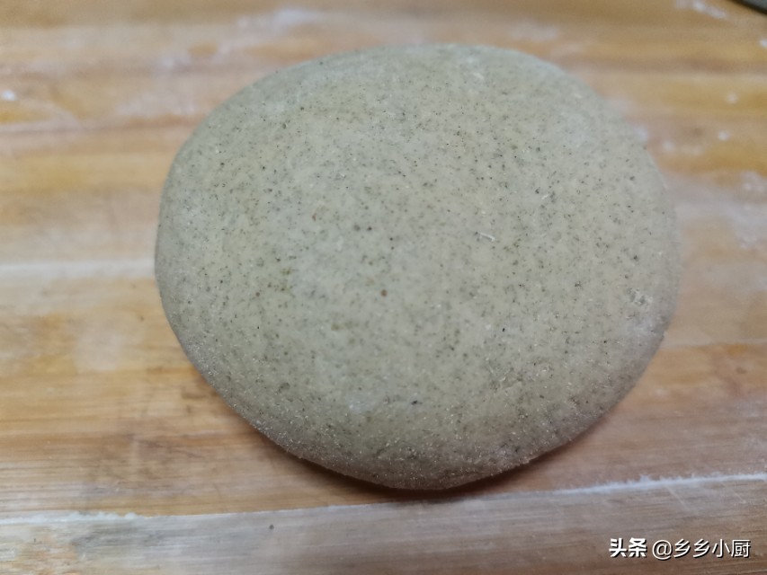 冬天吃这个正当时，芝麻叶绿豆糊涂杂面，一次吃两碗，拿肉都不换