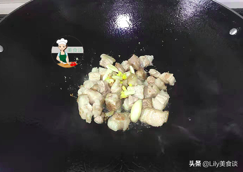 冬天，这两样食材一起炖，实在太鲜美了，简单营养，冬天吃特养人