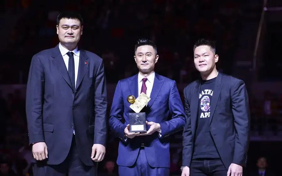 nba球场为什么不能推球员（姚明实施合同法的弊端来了，为了大合同，球员在国家队出工不出力）