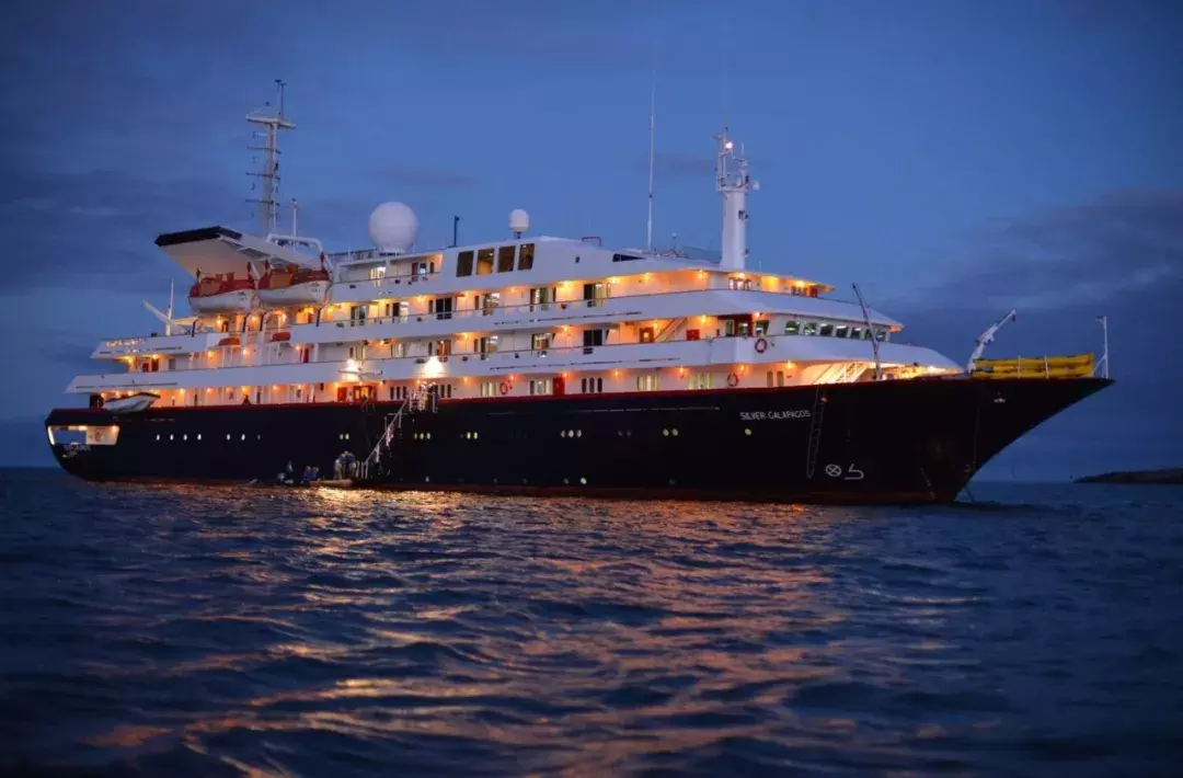 小型游轮多少钱(聊一聊邮轮的鄙视链) - 价格百科