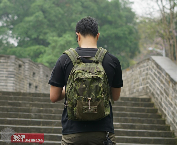 那些年的学费，我用过的25款中小通勤背包