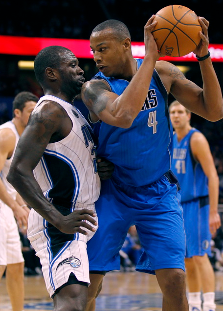 nba球员有黑帮势力的有哪些(那些拥有黑帮背景的NBA球星，安东尼垫底 榜首已成带头大哥)