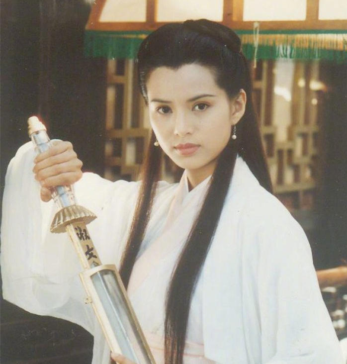 7位替“夫”还债的女星，刘涛不是最惨，今最大67岁，最小41岁