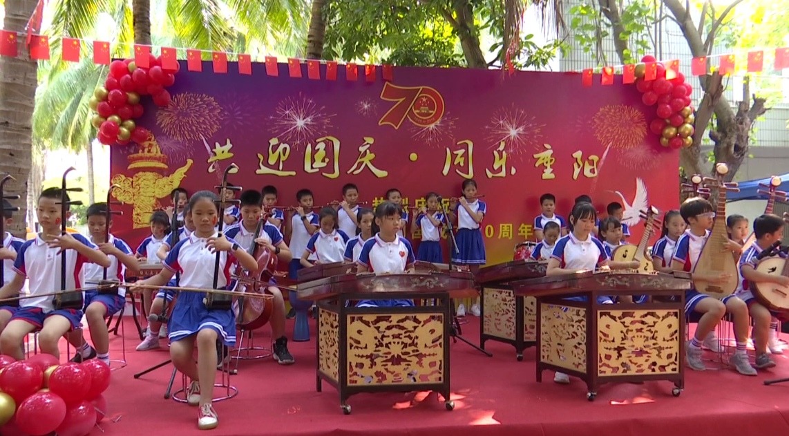 海口市玉沙实验学校前往福利院献爱心