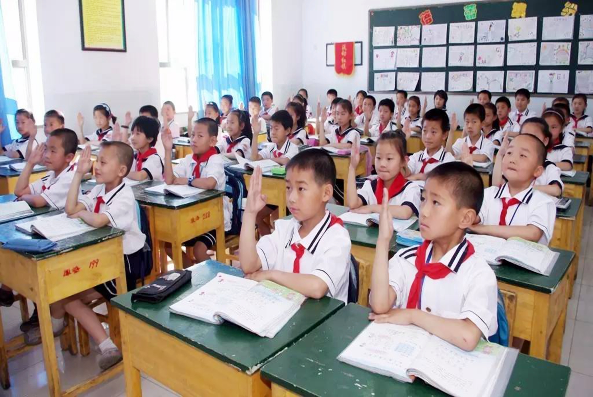 学生写“文言文”写请假条，文笔优美逻辑清晰，老师也很佩服