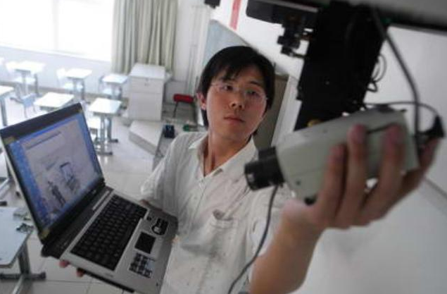 教育部传出新消息，部长发话中小学教室要安装监控，家长大力支持