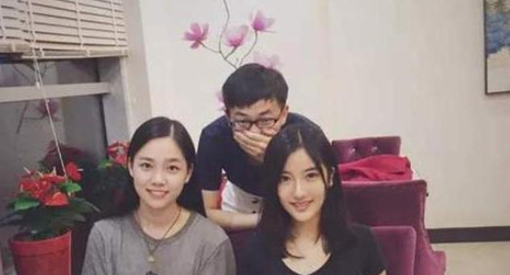 清华美女“校花”，不仅是双料高考状元，颜值身材更不输给明星