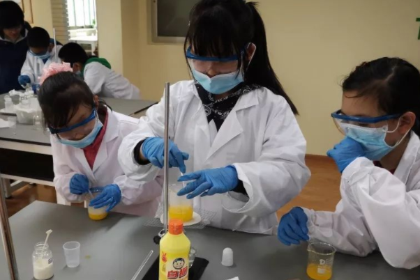 辽宁“没落的”医科大学，曾经是全国第一高校，如今却是双非大学