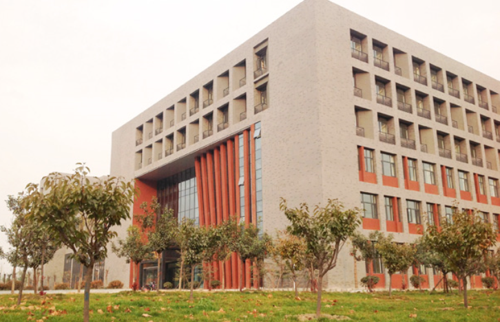 这2所公办大学，考生500多分就可以上，学费不高受学生欢迎