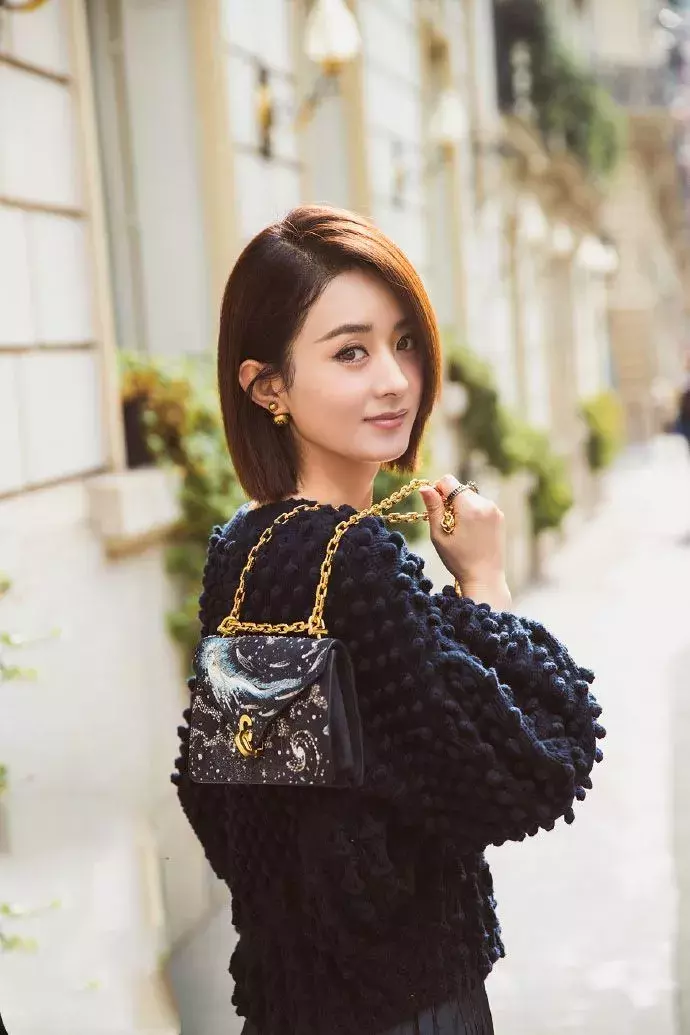 选发型要慎重,看看哪些明星发型选得好