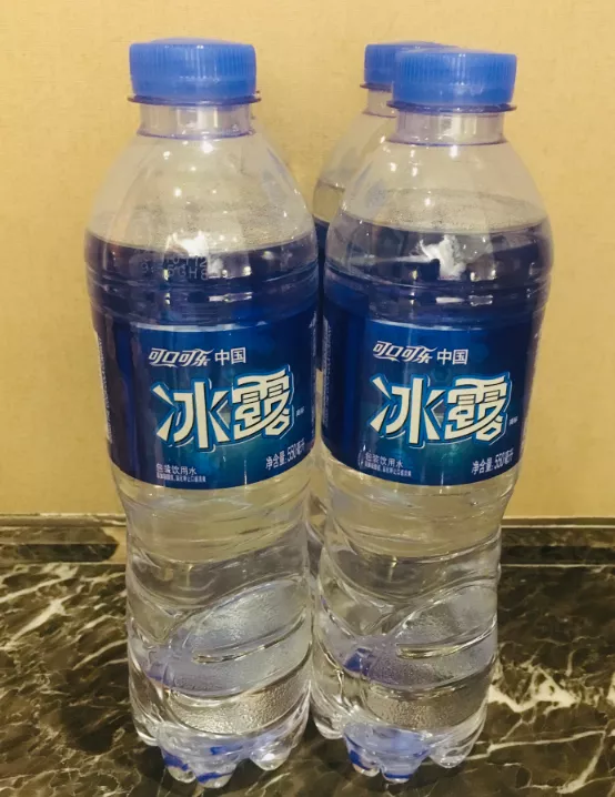 世界最贵矿泉水,最高一瓶68万,一口喝掉一个肾?