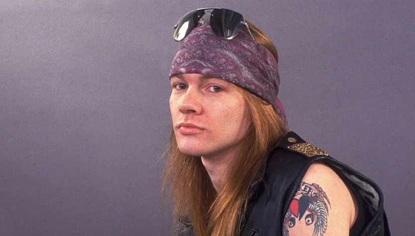 枪花主唱客串动画片,来去如风就像蝙蝠侠