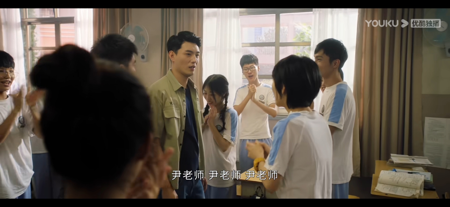 《放学别走》：一集炸学校，第三集太真实，高四生活笑闹间太感人