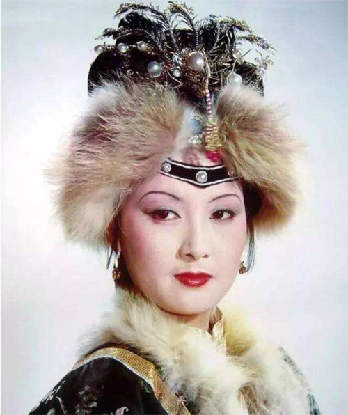 古人说它自带气场又有威严,那些韩星是丹凤眼吗